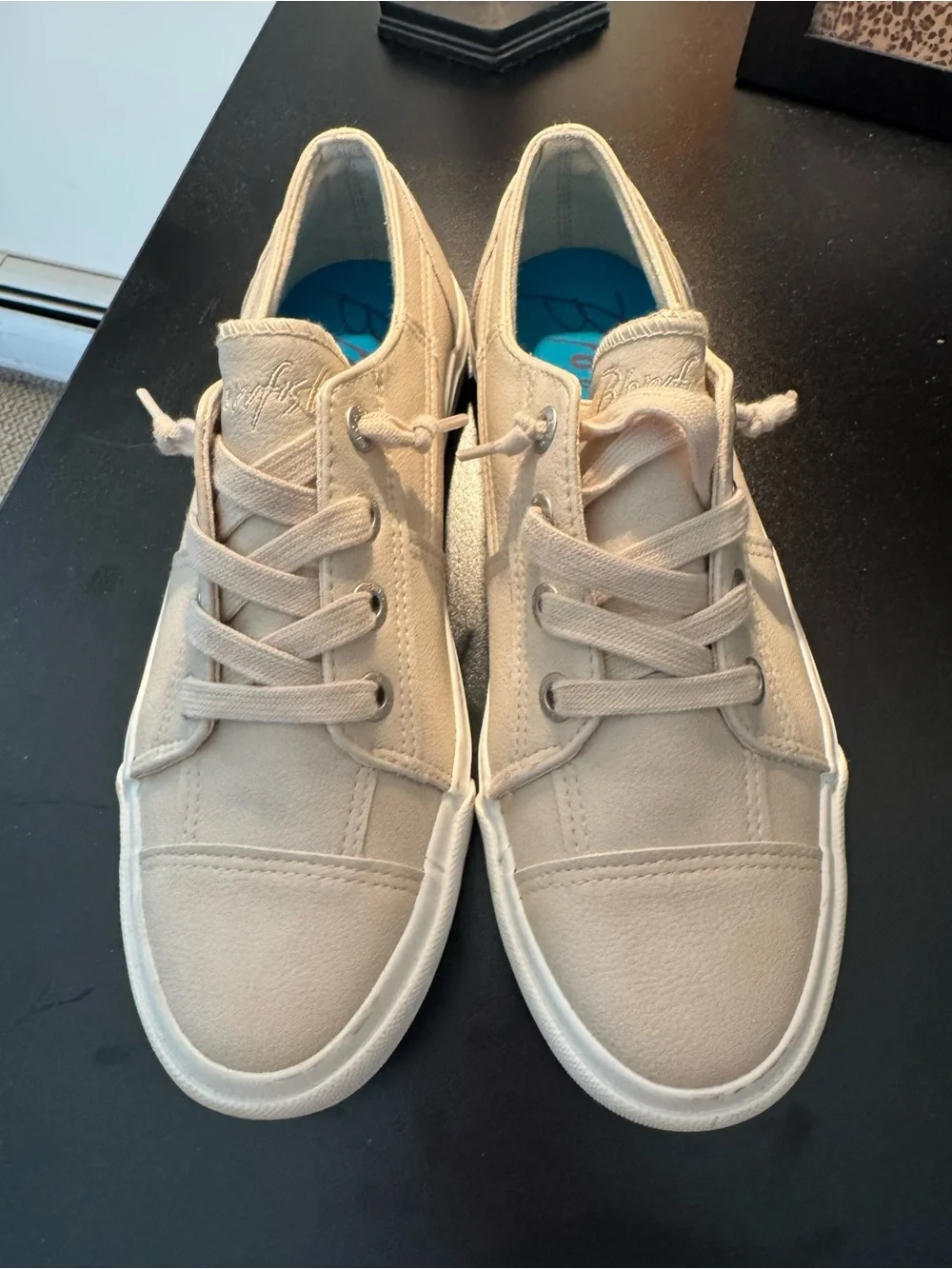 Blowfish Neutral Beige Low-Top Lace-Up Sneakers